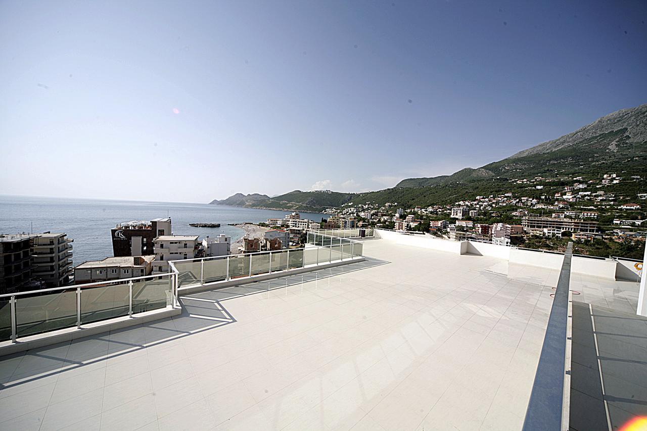 Sea Star Apartment Dobra Voda Eksteriør billede